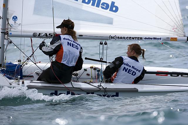 Lisa Westerhof en Lobke Berkhout_470-klasse_8